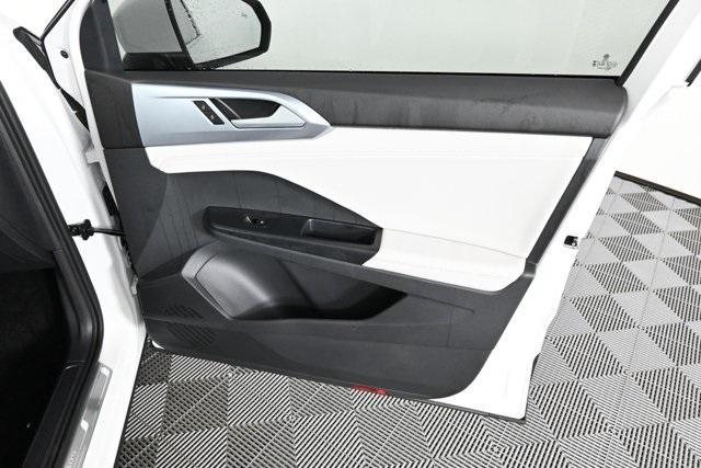 new 2025 Volkswagen Taos car, priced at $31,911