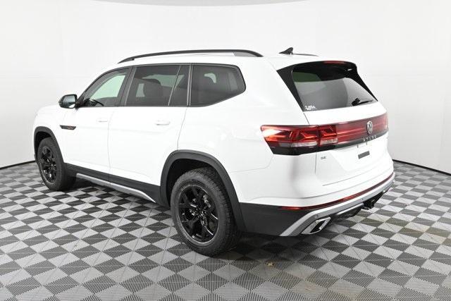 new 2025 Volkswagen Atlas car, priced at $47,661