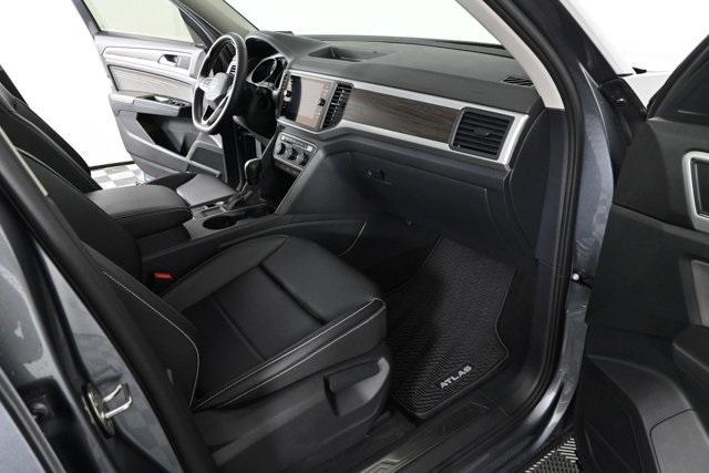 used 2021 Volkswagen Atlas car, priced at $26,995