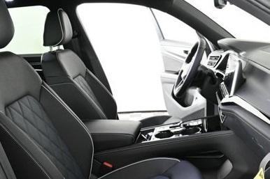 new 2025 Volkswagen Atlas Cross Sport car, priced at $55,186