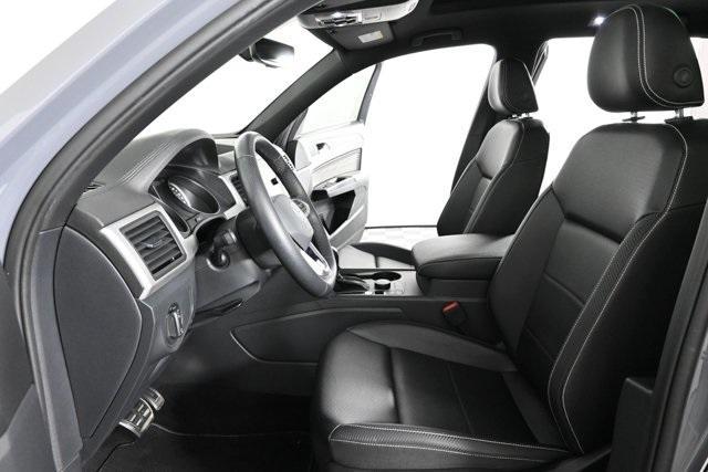 used 2021 Volkswagen Atlas Cross Sport car, priced at $24,333