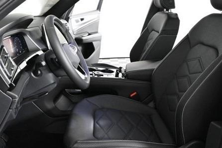 new 2025 Volkswagen Atlas Cross Sport car, priced at $46,196
