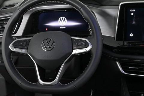 new 2025 Volkswagen Atlas Cross Sport car, priced at $46,196