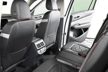 new 2025 Volkswagen Atlas car, priced at $49,646