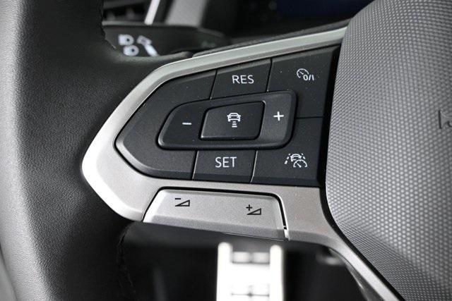 new 2025 Volkswagen Atlas car, priced at $49,646