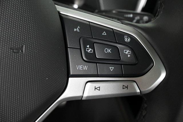 new 2025 Volkswagen Atlas car, priced at $49,646