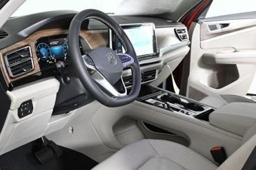 new 2025 Volkswagen Atlas car, priced at $45,860
