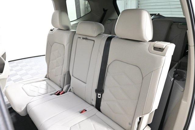 new 2025 Volkswagen Atlas car, priced at $46,631