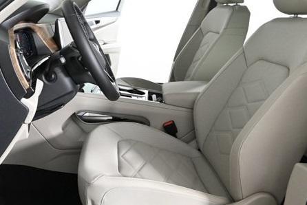 new 2025 Volkswagen Atlas car, priced at $46,631