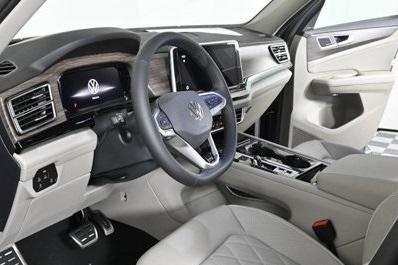 new 2025 Volkswagen Atlas car, priced at $56,651