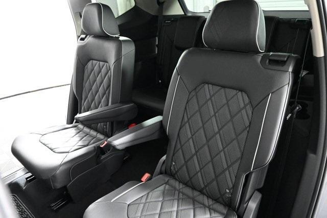 new 2025 Volkswagen Atlas car, priced at $56,891