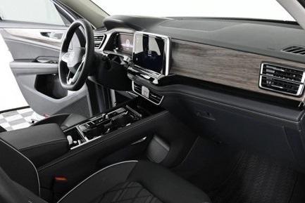 new 2025 Volkswagen Atlas car, priced at $56,891