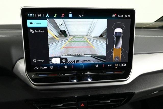 new 2025 Volkswagen ID.4 car, priced at $50,656