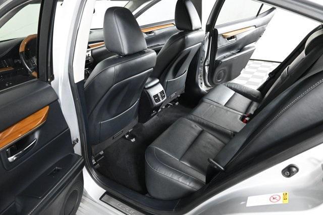 used 2014 Lexus ES 300h car, priced at $9,988