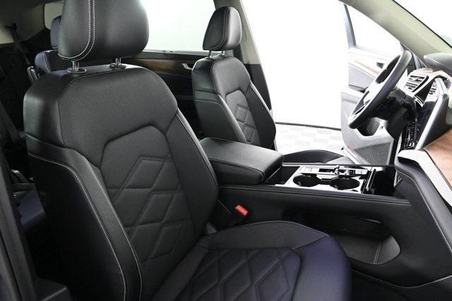 used 2024 Volkswagen Atlas car, priced at $34,996