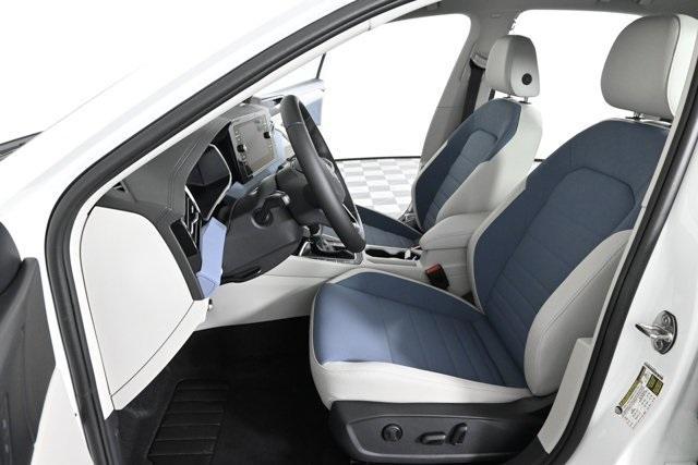new 2025 Volkswagen Jetta car, priced at $27,913