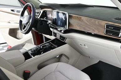 new 2025 Volkswagen Atlas car, priced at $45,464