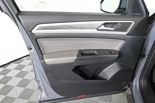 used 2022 Volkswagen Atlas Cross Sport car, priced at $27,912