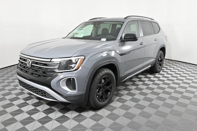 used 2025 Volkswagen Atlas car, priced at $50,566
