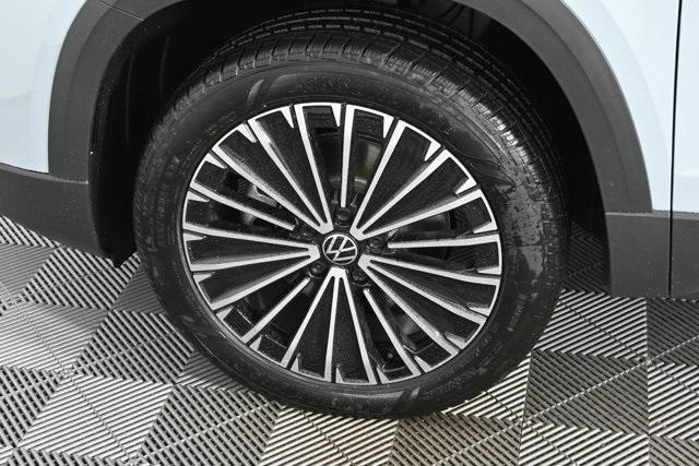 new 2025 Volkswagen Taos car, priced at $32,374