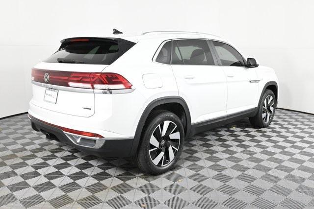 new 2025 Volkswagen Atlas Cross Sport car, priced at $48,617