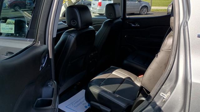used 2021 GMC Acadia car, priced at $19,495