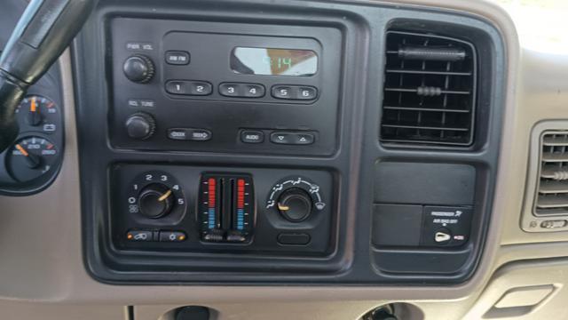 used 2006 GMC Sierra 2500 car, priced at $7,495