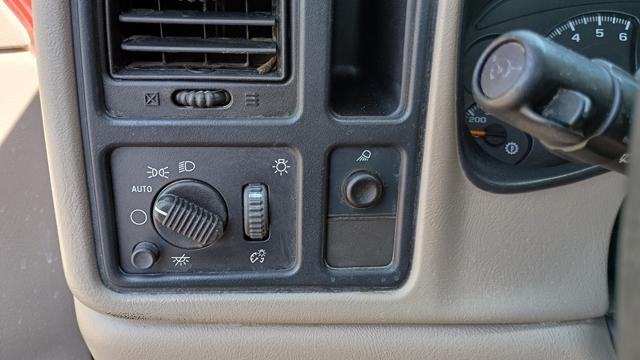 used 2006 GMC Sierra 2500 car, priced at $7,495
