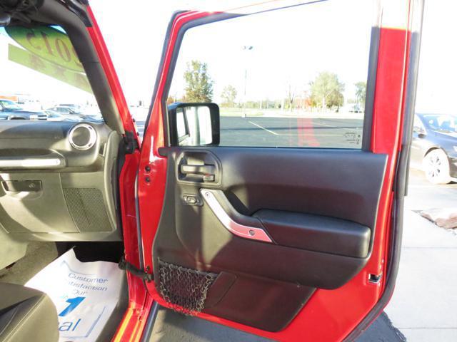 used 2015 Jeep Wrangler Unlimited car, priced at $21,950