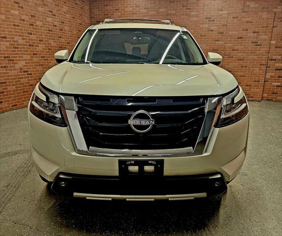 used 2022 Nissan Pathfinder car, priced at $34,998