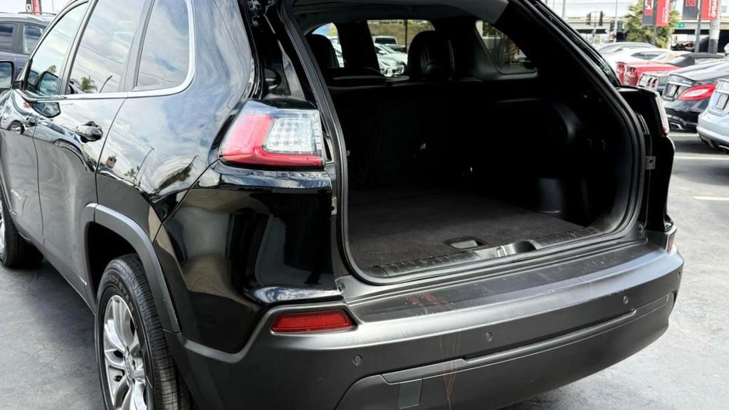 used 2021 Jeep Cherokee car, priced at $16,880
