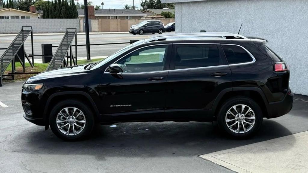 used 2021 Jeep Cherokee car, priced at $16,880