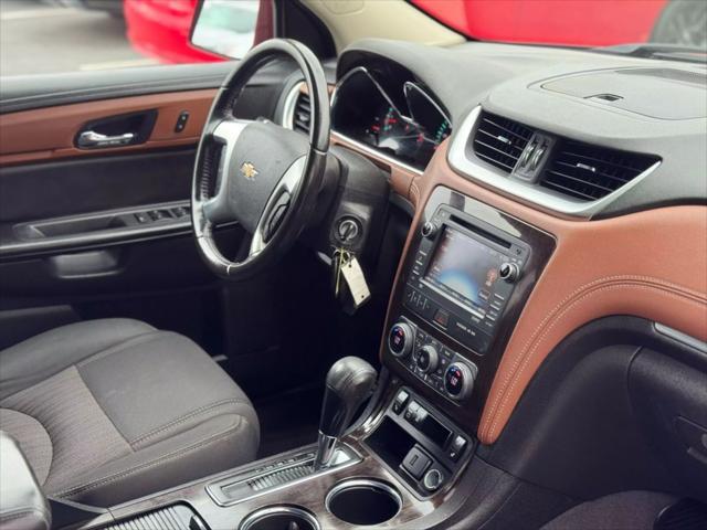 used 2015 Chevrolet Traverse car, priced at $10,800
