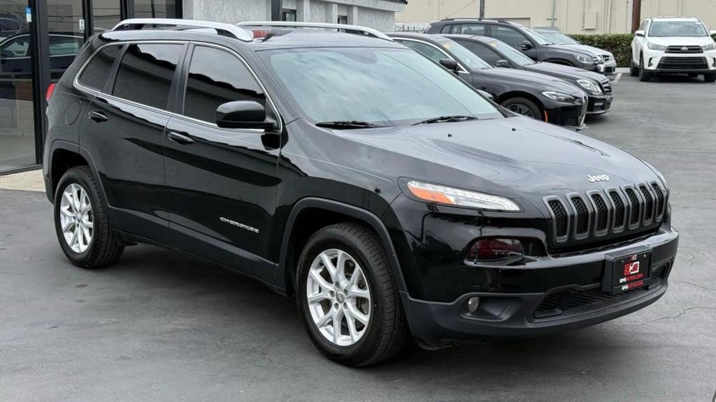 used 2018 Jeep Cherokee car, priced at $10,555