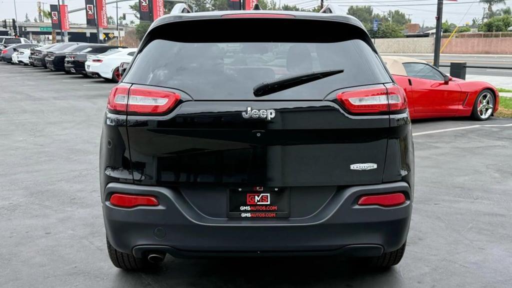 used 2018 Jeep Cherokee car, priced at $10,555