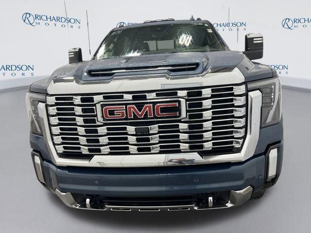 new 2026 GMC Sierra 2500 car, priced at $90,960