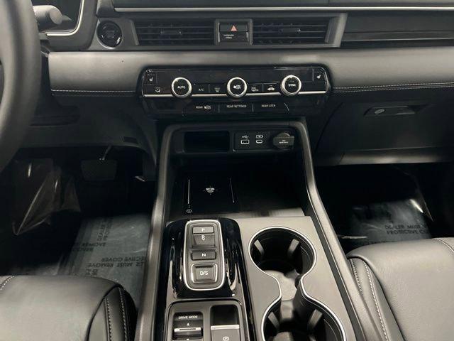 new 2025 Honda Pilot car, priced at $45,745