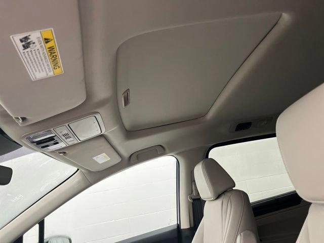 new 2026 Honda Odyssey car, priced at $42,633