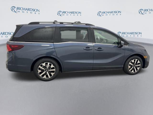 new 2026 Honda Odyssey car, priced at $42,633