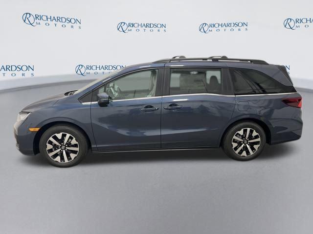 new 2026 Honda Odyssey car, priced at $42,633