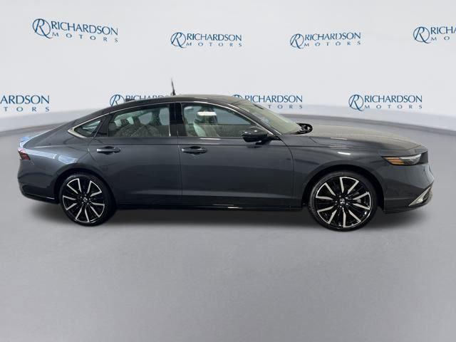 new 2025 Honda Accord Hybrid car, priced at $36,739