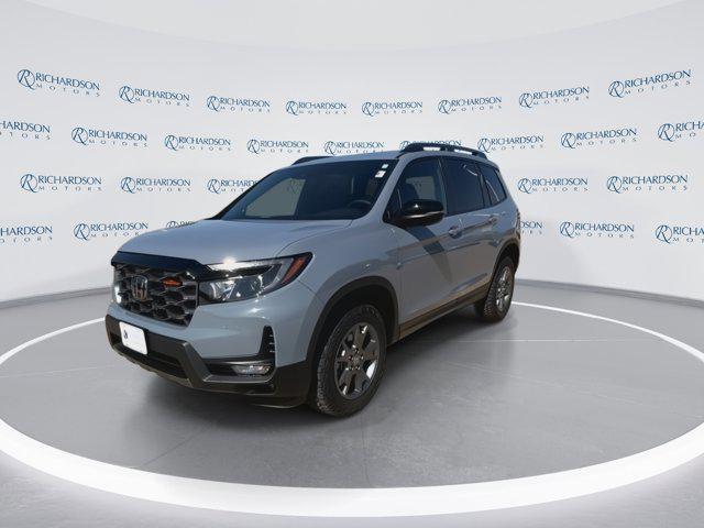 new 2025 Honda Passport car, priced at $45,082