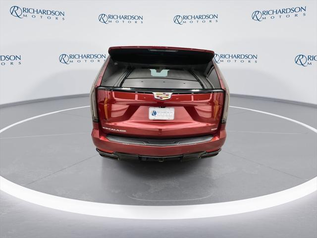 used 2021 Cadillac Escalade ESV car, priced at $49,169