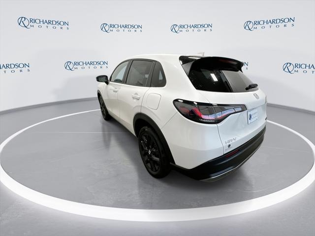 new 2025 Honda HR-V car, priced at $30,850