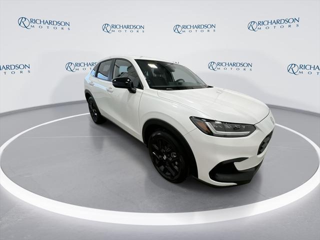 new 2025 Honda HR-V car, priced at $30,850