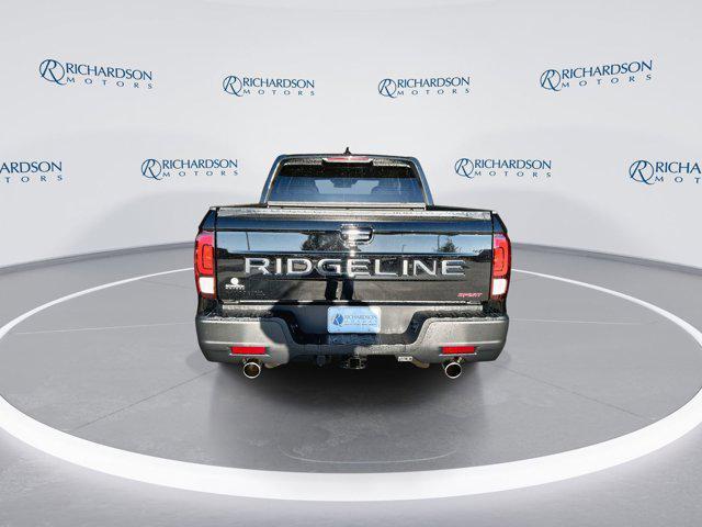 new 2025 Honda Ridgeline car, priced at $40,208