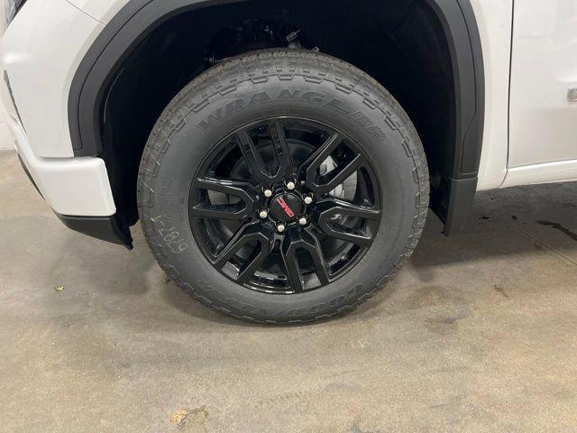 new 2026 GMC Sierra 1500 car, priced at $67,430