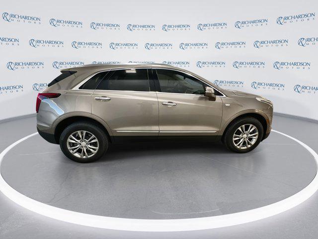 used 2022 Cadillac XT5 car, priced at $36,826