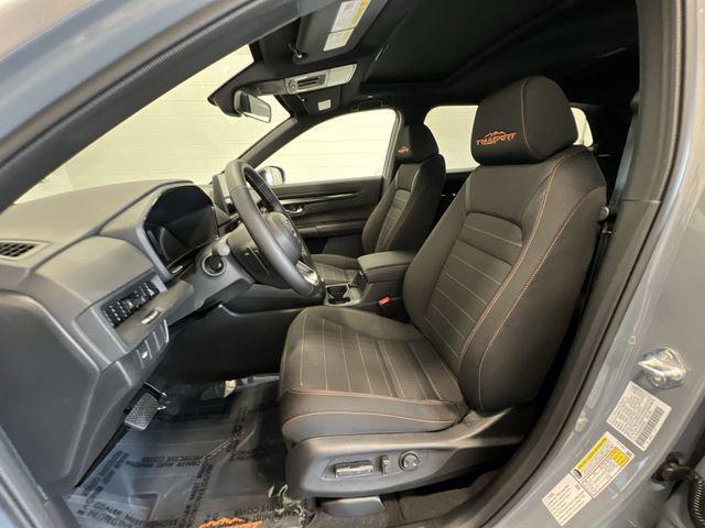 new 2026 Honda CR-V Hybrid car, priced at $39,159