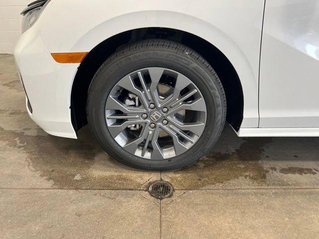 new 2026 Honda Odyssey car, priced at $46,810